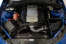 画像をギャラリービューアに読み込む, K&amp;N 16-23 Chevrolet Camaro SS 6.2L V8 F/I DRYFLOW Performance Air Intake System