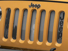 画像をギャラリービューアに読み込む, Officially Licensed Jeep 07-18 Jeep Wrangler JK Grille Insert- Sunset