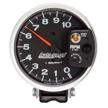 画像をギャラリービューアに読み込む, Autometer AutoGage 5in / 10k RPM / Pedestal Mount Black Tachometer w/ Shift Light