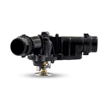 画像をギャラリービューアに読み込む, Mishimoto BMW M52/M54/M56 Direct Fit Replacement Thermostat w/Housing - 97 Deg. C