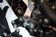 画像をギャラリービューアに読み込む, CSF 13+ BRZ / 13-20 Toyota 86 / 22+ GR86 Aluminum Filler Neck w/ High Pressure Radiator Cap