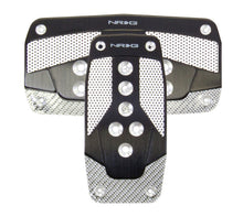 画像をギャラリービューアに読み込む, NRG Aluminum Sport Pedal A/T - Black w/Silver Carbon