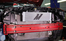 画像をギャラリービューアに読み込む, Mishimoto 2015+ Ford Mustang GT Thermostatic Oil Cooler Kit - Silver