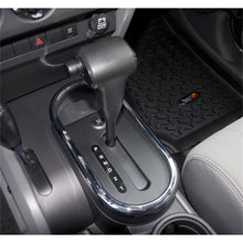 画像をギャラリービューアに読み込む, Rugged Ridge 07-10 Jeep Wrangler JK Chrome Automatic Transmission Shifter Trim