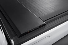 画像をギャラリービューアに読み込む, Rugged Ridge 20-22 Jeep Gladiator w/o Trail Rail Sys Armis Tonneau Cover w/Max Track - Tex. Blk