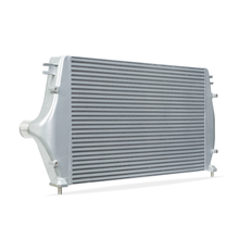 画像をギャラリービューアに読み込む, Mishimoto 16-19 Nissan Titan XD 5.0L Cummins Intercooler (Silver)