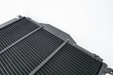 画像をギャラリービューアに読み込む, CSF Ferrari F355 High Performance All-Aluminum Radiator - Left