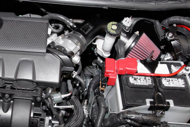K&N 13 - 14 Nissan Sentra 1.8L L4 Typhoon Short Ram Intake - R70オートパーツ【公式】