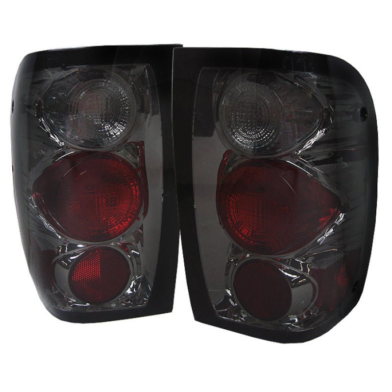Spyder Ford Ranger 98 - 00 Euro Style Tail Lights Smoke ALT - YD - FR98 - SM - R70オートパーツ【公式】